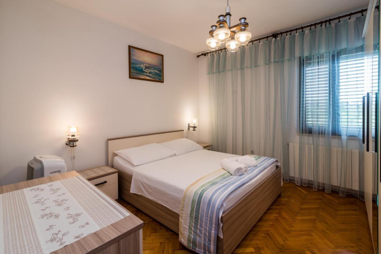 Apartman Ana Bajcici Zewnętrze zdjęcie