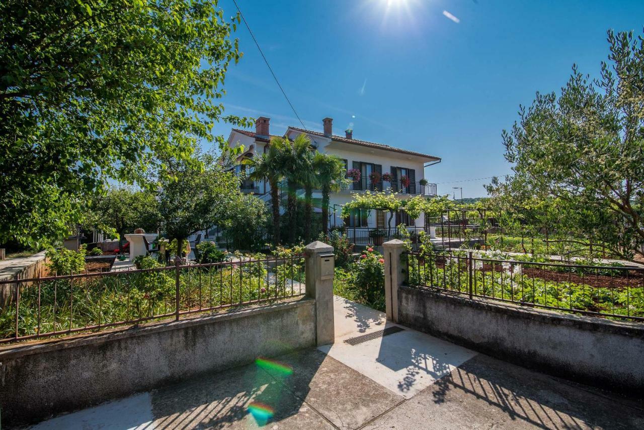 Apartman Ana Bajcici Zewnętrze zdjęcie